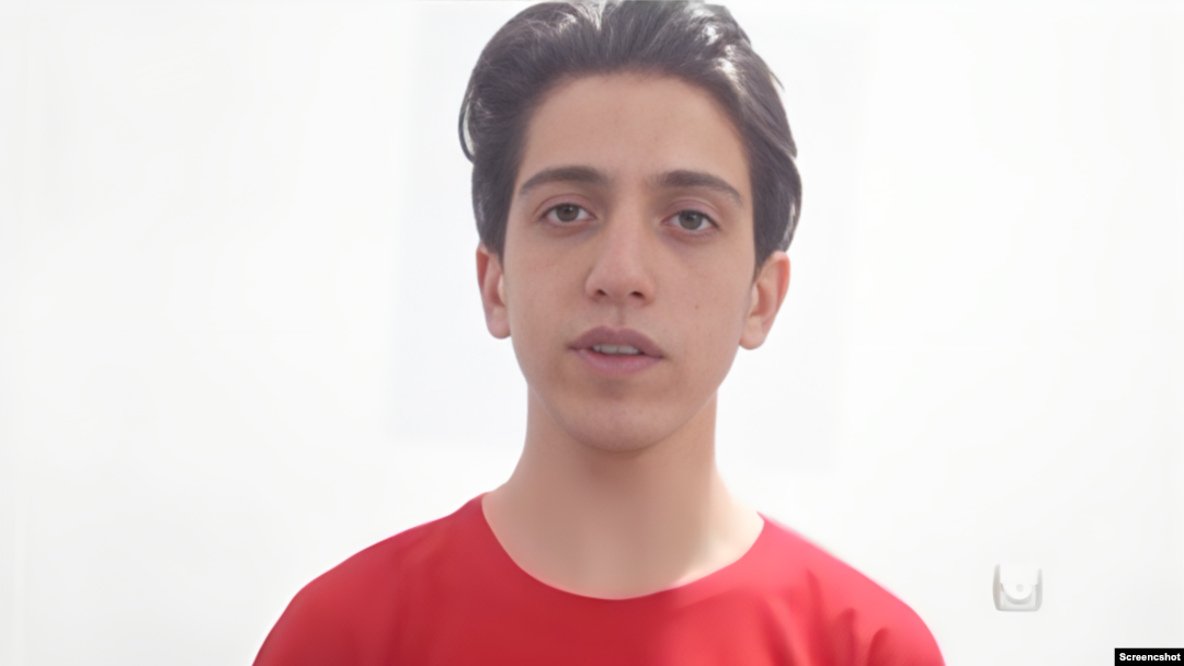 ارژنگ مرتضوی، دانشجوی معترض