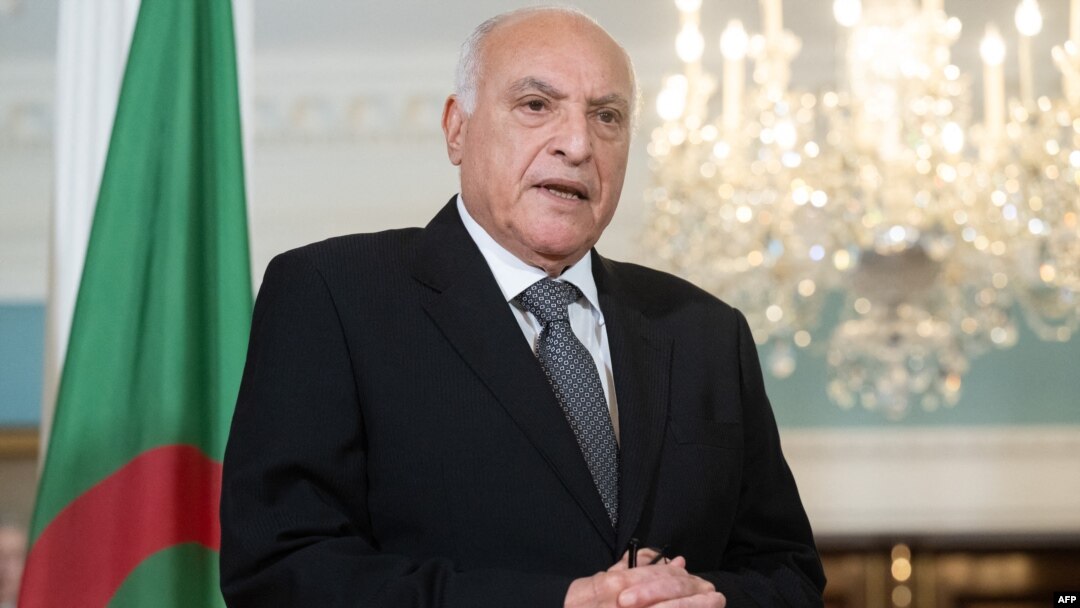 Waziri wa mambo ya nje wa Algeria Ahmed Attaf