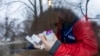 Ucrania: Médicos voluntarios abren clínicas junto al frente