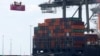 美国零售商因担心罢工和航运中断而加速假日商品进口