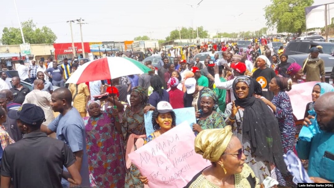 ‘Yan jam’iyyar PDP A Adamawa Sun Gudanar Da Zanga-zanga Kan Zaben Gwamna A Jihar