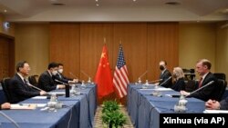 美國白宮國家安全顧問沙利文與中共中央政治局委員、中共中央外事辦主任楊潔篪在意大利羅馬的Cavalieri希爾頓酒店就烏克蘭局勢舉行會談。（2022年3月14日）（2022年3月14日）