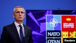 6月27日，北约秘书长斯托尔滕贝格（Jens Stoltenberg）在北约总部所在地比利时的布鲁塞尔的一次记者会上答记者问。北约峰会本周稍晚将在西班牙首都马德里举行。