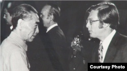 1971年周恩来与洛德在人民大会堂