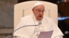 Papa Francis akiongoza ibada ya misa ya kuombea amani katika kanisa la Santa Maria mjini Roma, Oktoba 6, 2024. Picha ya AFP