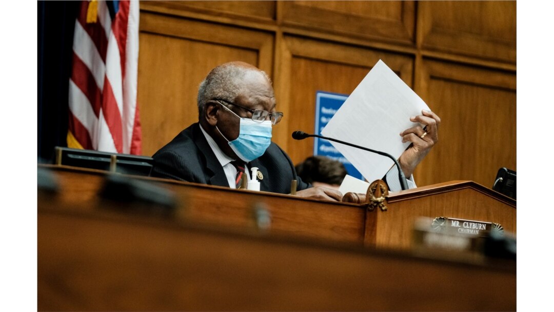 Rep. James Clyburn (D-SC) listens to Health and Human Services Secretary Alex Azar at a hearing before the House Select Subcommittee on the Coronavirus Crisis in the Rayburn Building in Washington, Oct. 2, 2020.