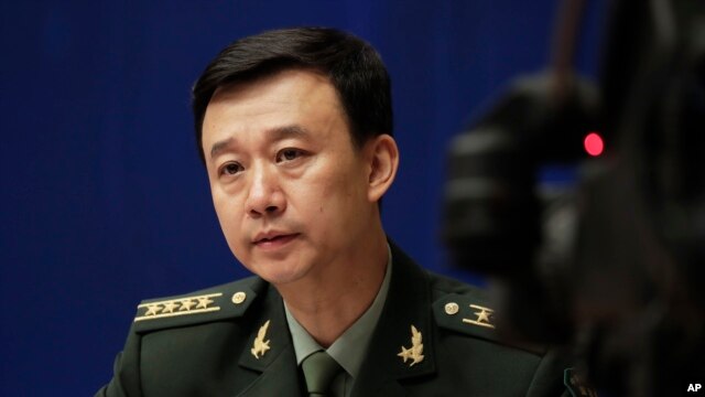 中國國防部發言人吳謙大校在北京的記者會上(2017年7月24日）