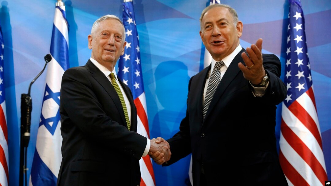 Israel's Prime Minister Benjamin Netanyahu , right, welcomes U.S. Defense Secretary James Mattis in his offices in Jerusalem, April 21, 2017.