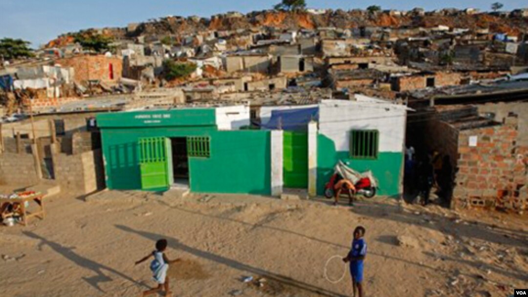 En la mayoría de países del continente africano, los niños trabajanda desde temprana edad.