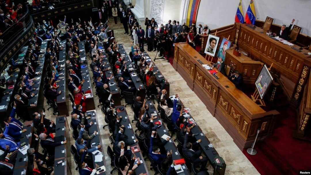 Ceremonia de juramentación del nuevo mandato de la Asamblea Nacional de Venezuela, controlado por el gobierno en disputa de Nicolás Maduro. Caracas, el 5 de enero de 2021. [Foto: Reuters]