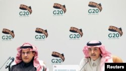 沙特阿拉伯财政大臣穆罕默德·贾丹（Mohammed Al-Jadaan）2月23日在首都利雅得就20国集团峰会问题举行记者会。
