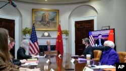 美国总统拜登与中国国家主席习近平2021年11月15日举行视频会议