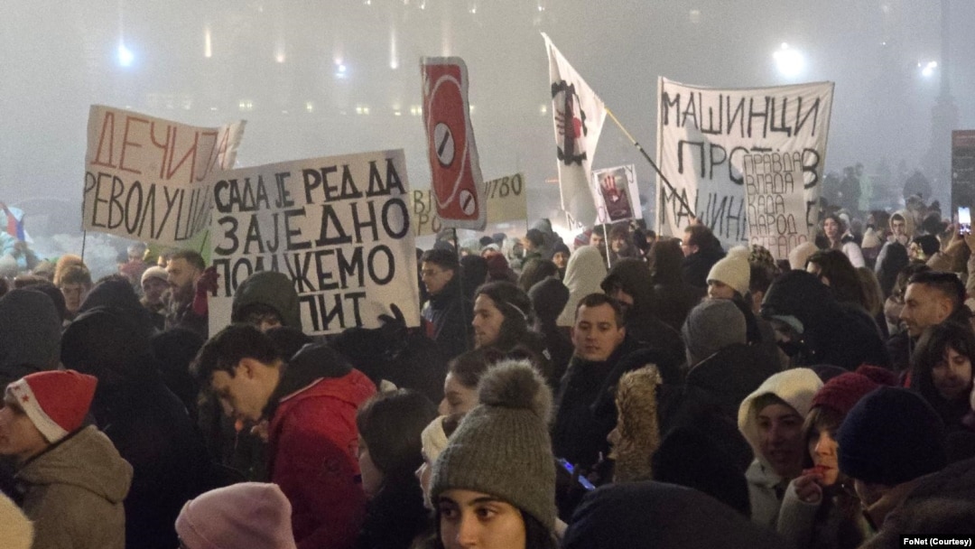 Protest studenata u Beogradu u novogodišnjoj noći (Foto: FoNet/Marko Dragoslavić)