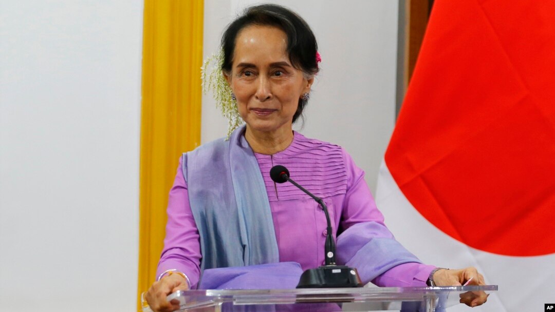 Myanmar's State Counselor and Foreign Minister Aung San Suu Kyi speaks to the media during a joint press conference with Japanese Foreign Minister Taro Kono at the Ministry of Foreign Affairs in Naypyitaw, Jan. 12, 2018.