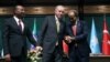 Cumhurbaşkanı Recep Tayyip Erdoğan, Somali Cumhurbaşkanı Hasan Şeyh Mahmud (sağda) ve Etiyopya Başbakanı Abiy Ahmed’le (solda) Ankara'da biraraya geldi.
