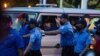 Daniel Ortega saluda a sus partidarios antes de asistir a un evento para conmemorar el 43º aniversario de la Revolución Sandinista, en Managua, Nicaragua, el 19 de julio de 2022. REUTERS/Maynor Valenzuela