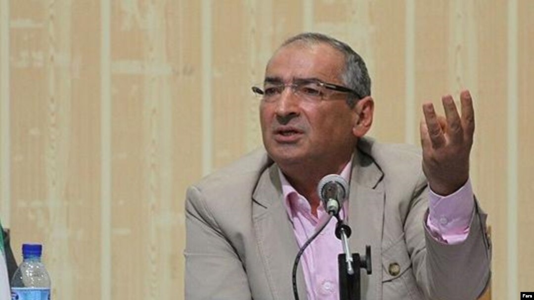 صادق زیباکلام، استاد علوم سیاسی دانشگاه تهران