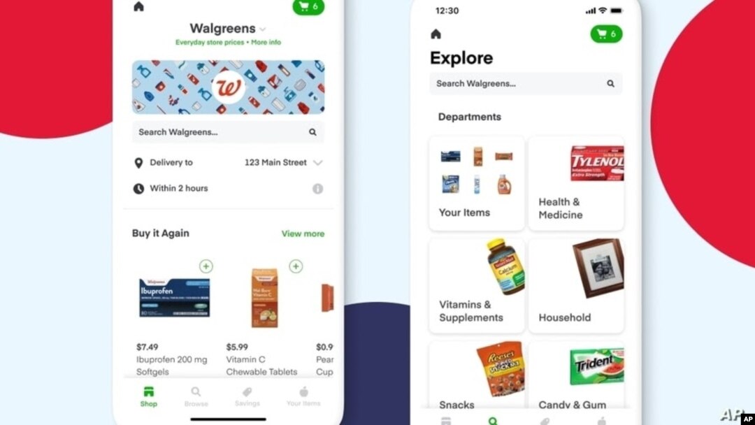 Dos imágenes de la aplicacion para compras digitales de la cadena estadounidense de farmacias Walgreens. [Foto de archivo]