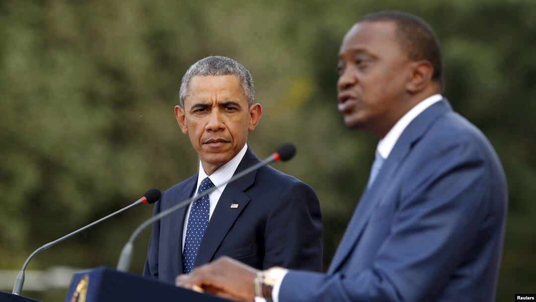 U.S. President Barack Obama (L) and Kenya's President Uhuru Kenyatta hold a joint news conference after their meeting at the State House in Nairobi, July 25, 2015.