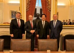 美国参议院外交事务委员会领导层2020年2月4日在国会山与台湾候任副总统赖清德（左3）会面，左起亚太小组主席加德纳、外委会主席里施、资深民主党议员梅嫩德斯(参院外委会照片)