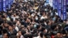 中国失业激增导致暴力事件频发 “中产返贫、为党减薪”？
