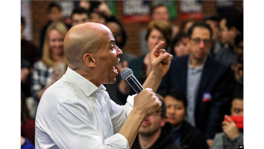 FILE - Sen. Cory Booker (Democrat-New Jersey) speaks at a get-out-the-vote event hosted by the NH Young Democrats at the University of New Hampshire in Durham, New Hamshire, Oct. 28, 2018.