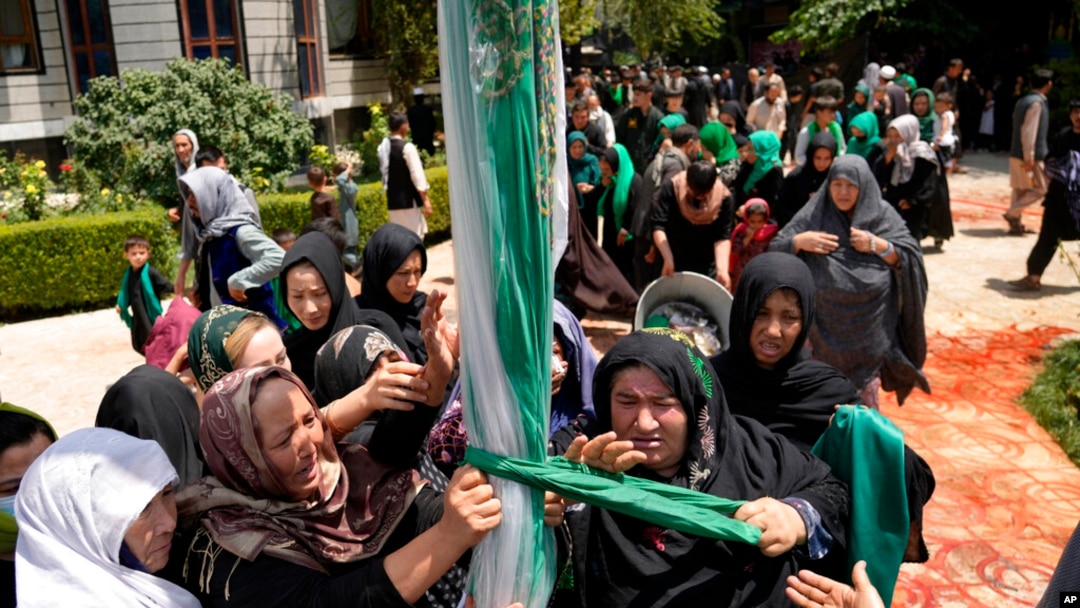 Afghan Shiite Muslims attend a mourning ceremony three days ahead of Ashoura, in a mosque in Kabul, Aug. 5, 2022. A bomb blast Friday near a Shiite gathering in the city killed at least eight civilians and wounded 18 others. 