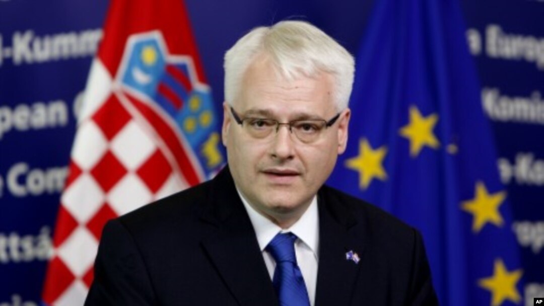 Croatian President Ivo Josipovic speaks during a media conference at EU headquarters in Brussels (File Photo).
