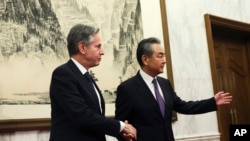 美国国务卿布林肯2023年6月19日在北京会见中共主管外事的王毅。（美联社）