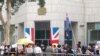 港人去英领馆示威，要英国履行责任