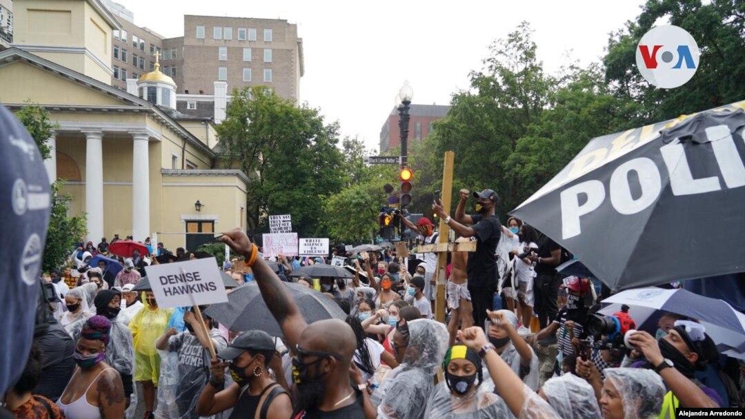 Asíse vivió el Juneteenth en Washington D.C., la celebración de la conmemoración de la liberación de las personas que estaba esclavizadas en EE.UU. [Foto Alejandra Arredondo/VOA]