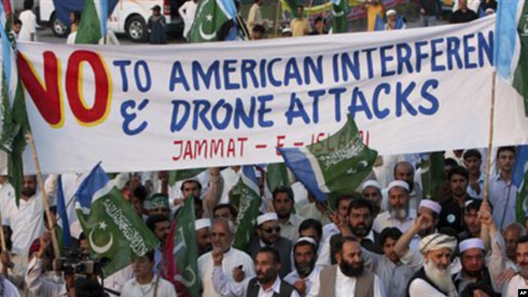 Rally against U.S. drone strikes in Pakistani tribal areas, Peshawar, Pakistan, April 2011 (file photo).