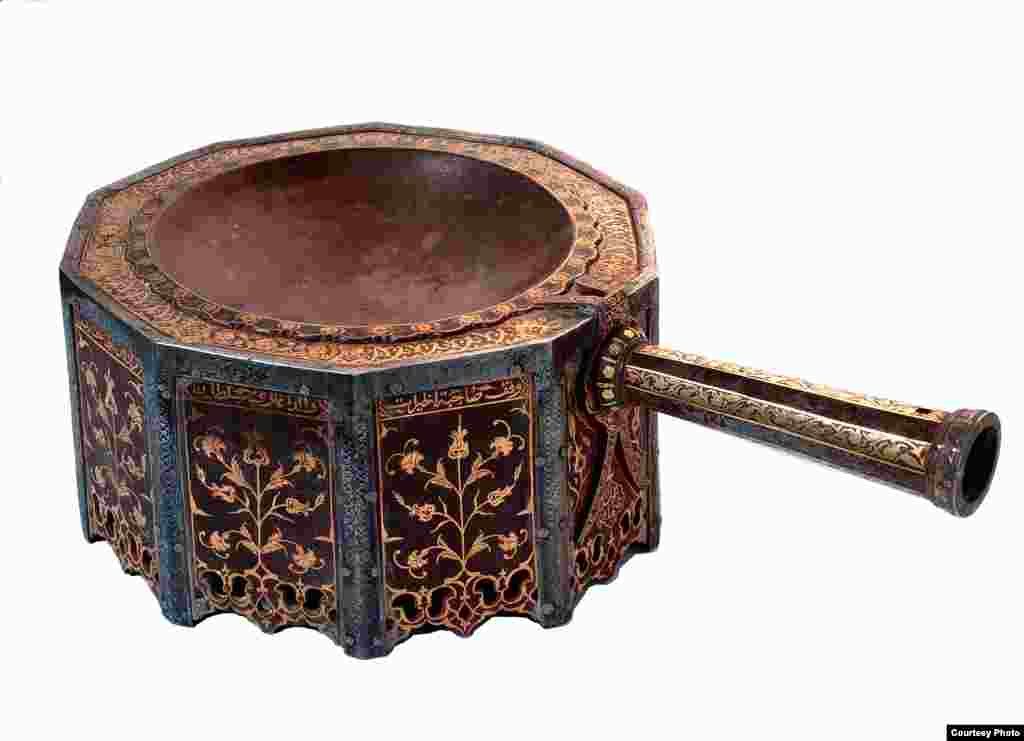 Commissioned by the mother of the Ottoman sultan Murad IV (reigned 1623-40), this exquisite incense burner is one of the many gifts presented to the shrine at Mecca, the spiritual center of Islam. (Freer Sackler Galleries/Smithsonian Museum)