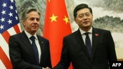 中国外交部长秦刚2023年6月18日在北京会见到访的美国国务卿布林肯。一星期后，秦刚从公众视野中消失。（法新社）