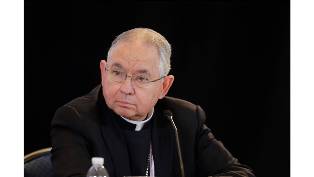 ARCHIVO - El arzobispo de Los Ángeles, el mexicano José Gómez, preside la Conferencia de Obispos Católicos de Estados Unidos. Noviembre 15 de 2016.