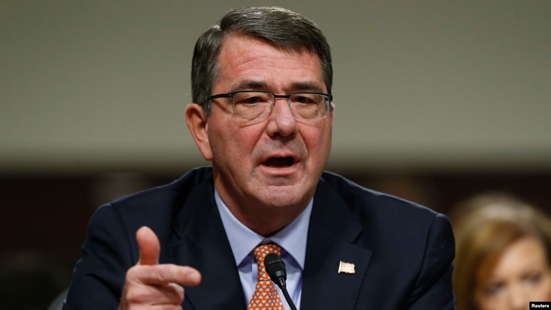 Ashton Carter reemplazará a Chuck Hagel como secretario de Defensa. 