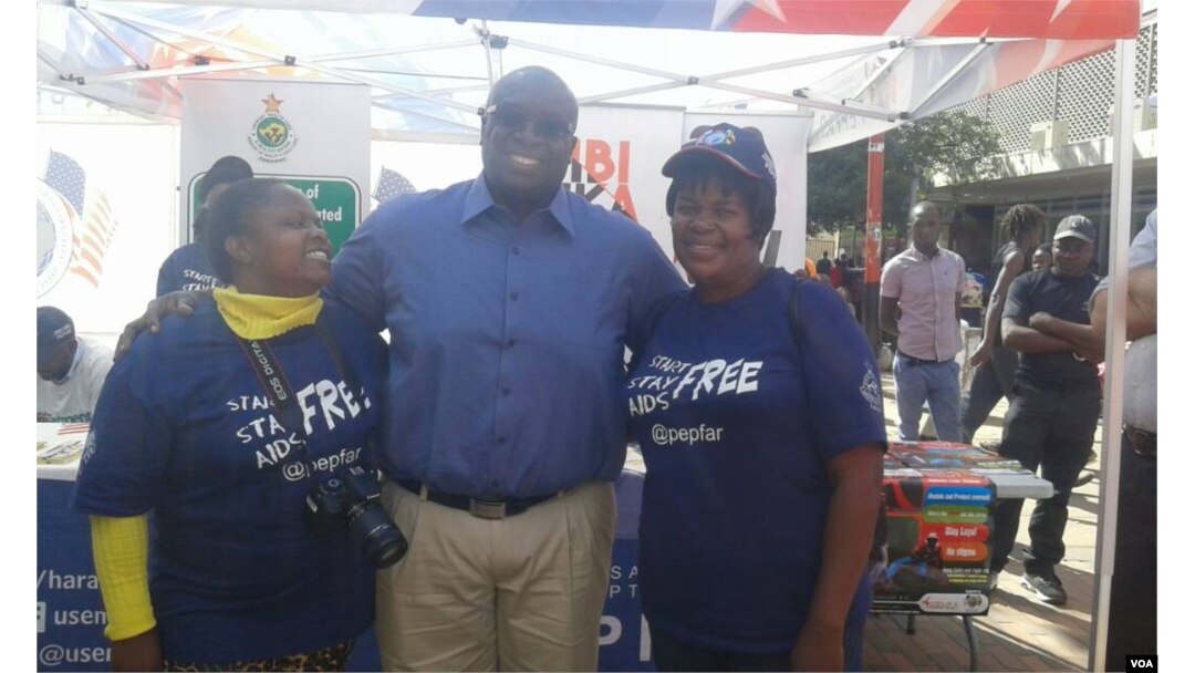 Ummeli weMelika eZimbabwe, uAmbassador Harry Thomas Jr.