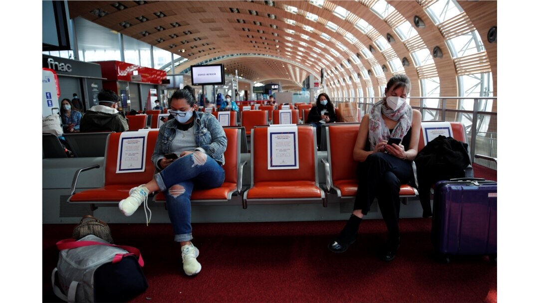 Pandemic reshapes air travel