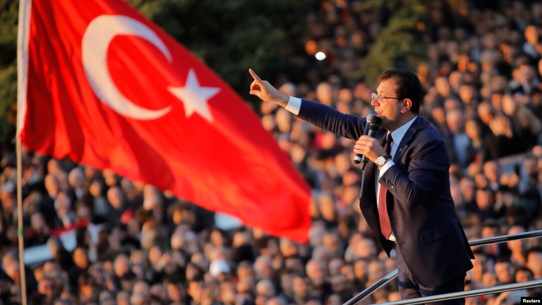 Newly elected Mayor of Istanbul Ekrem Imamoglu addresses his supporters outside the City Hall in Istanbul, Turkey, April 17, 2019. 