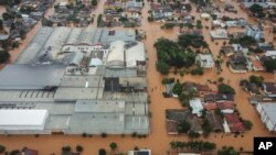 Calles inundadas tras las fuertes lluvias en Sao Sebastiao do Cai, en el estado de Rio Grande do Sul, Brasil, el jueves 2 de mayo de 2024. 