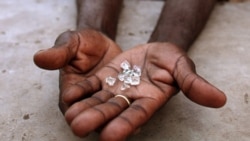 Mina de diamantes em Angola poderá entrar em greve esta semana - 2:12