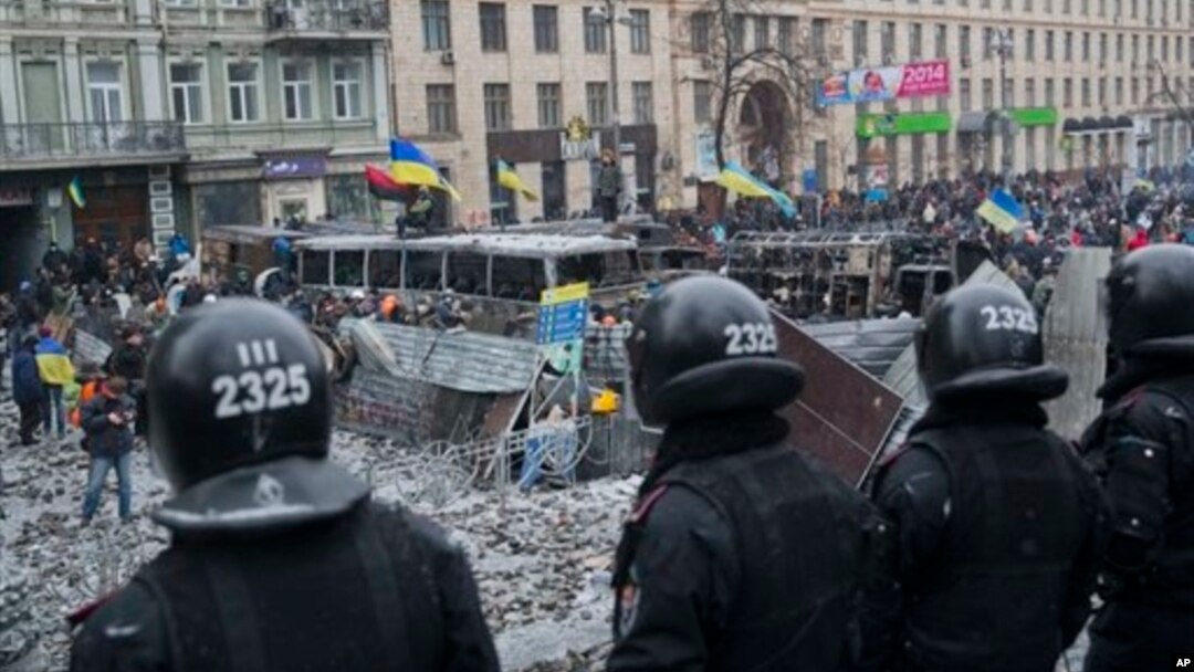 Kiyev ko'chalarida to'qnashuvlardan keyingi vaziyat, 21-yanvar, 2014-yil.