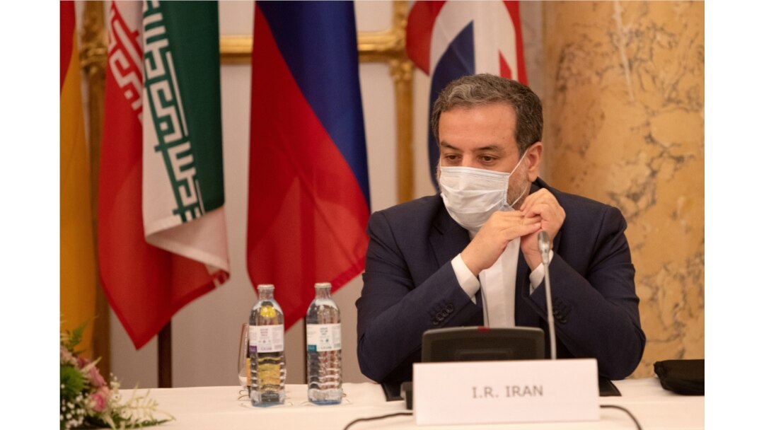 Iran's top nuclear negotiator Araqchi and EEAS Schmid attend a meeting in Vienna, Sep. 1, 2020.