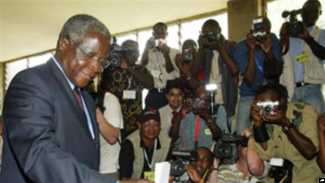 Afonso Dhlakama