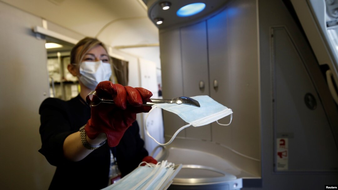 Pandemic reshapes air travel