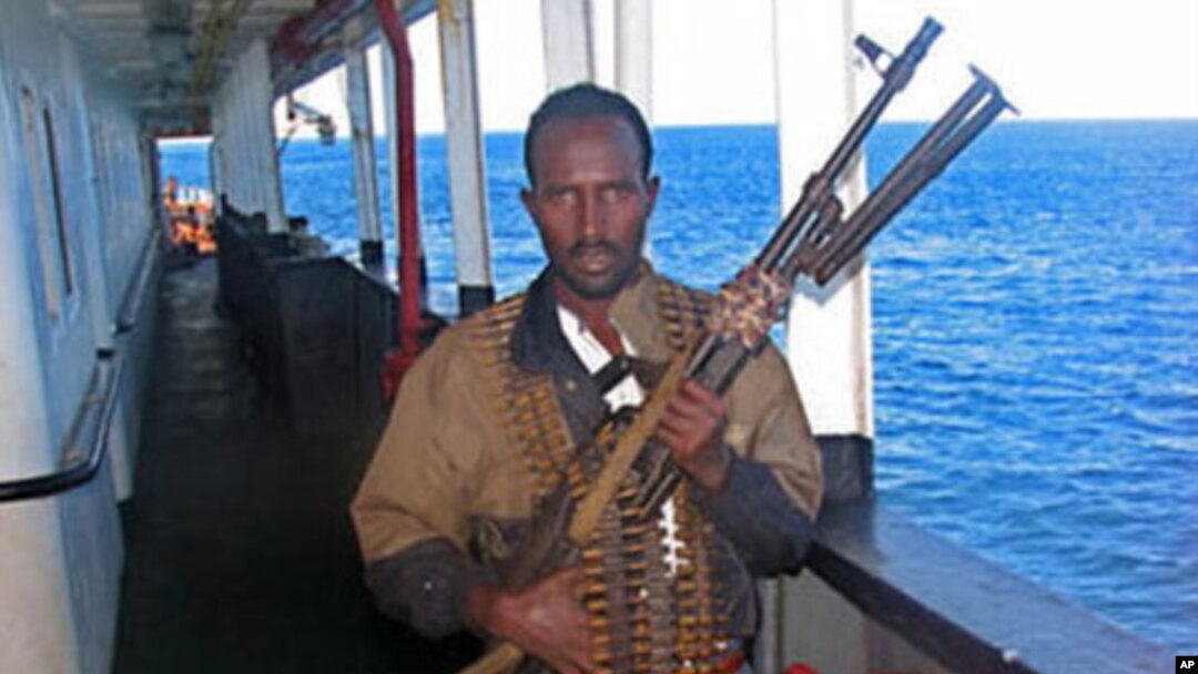 Piratas somalis mantêm reféns moçambicanos a bordo do Vega 5